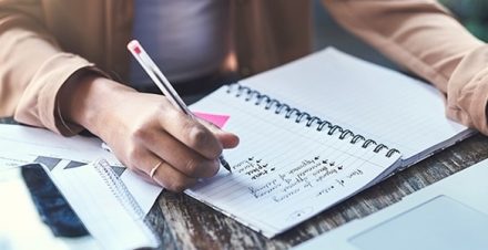 Easy Tips to Make Money Through Freelance Writing Jobs